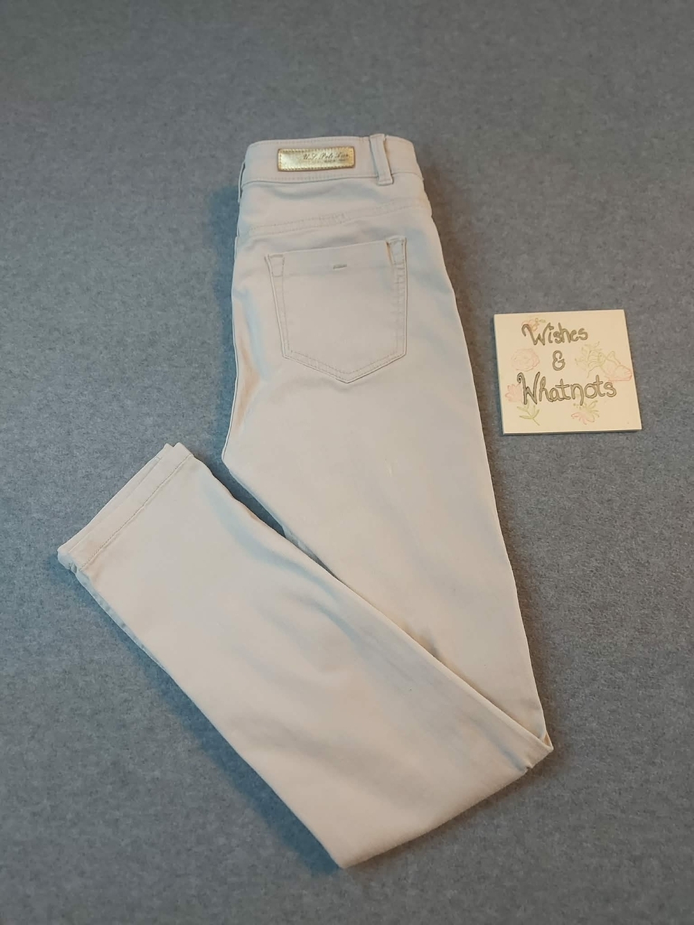 Women’s Light Beige Skinny Jeans